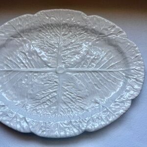 Bordalla Pinheiro White Cabbage Oval Platter - READ DESCRIPTION